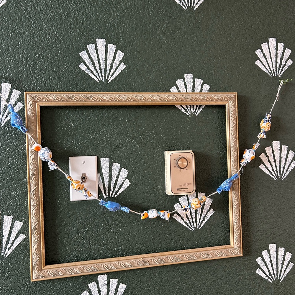 Fabric candy garland‎